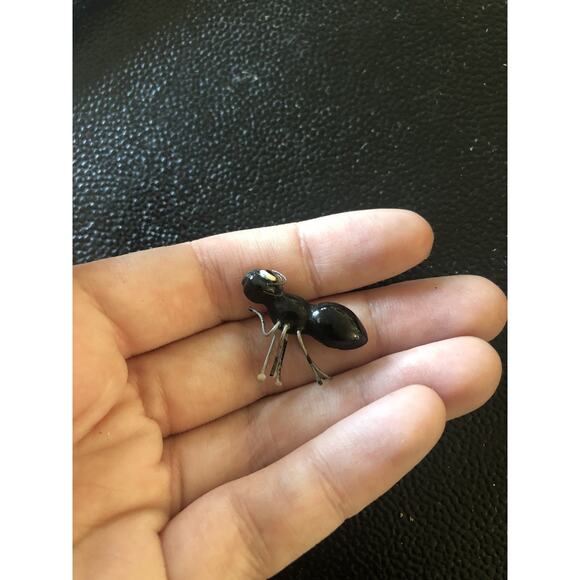 Vintage Hagen Renaker Ant Legs A little Bent - Picture 2 of 6